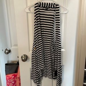 Navy blue striped sleeveless shawl